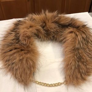 Fox fur collar